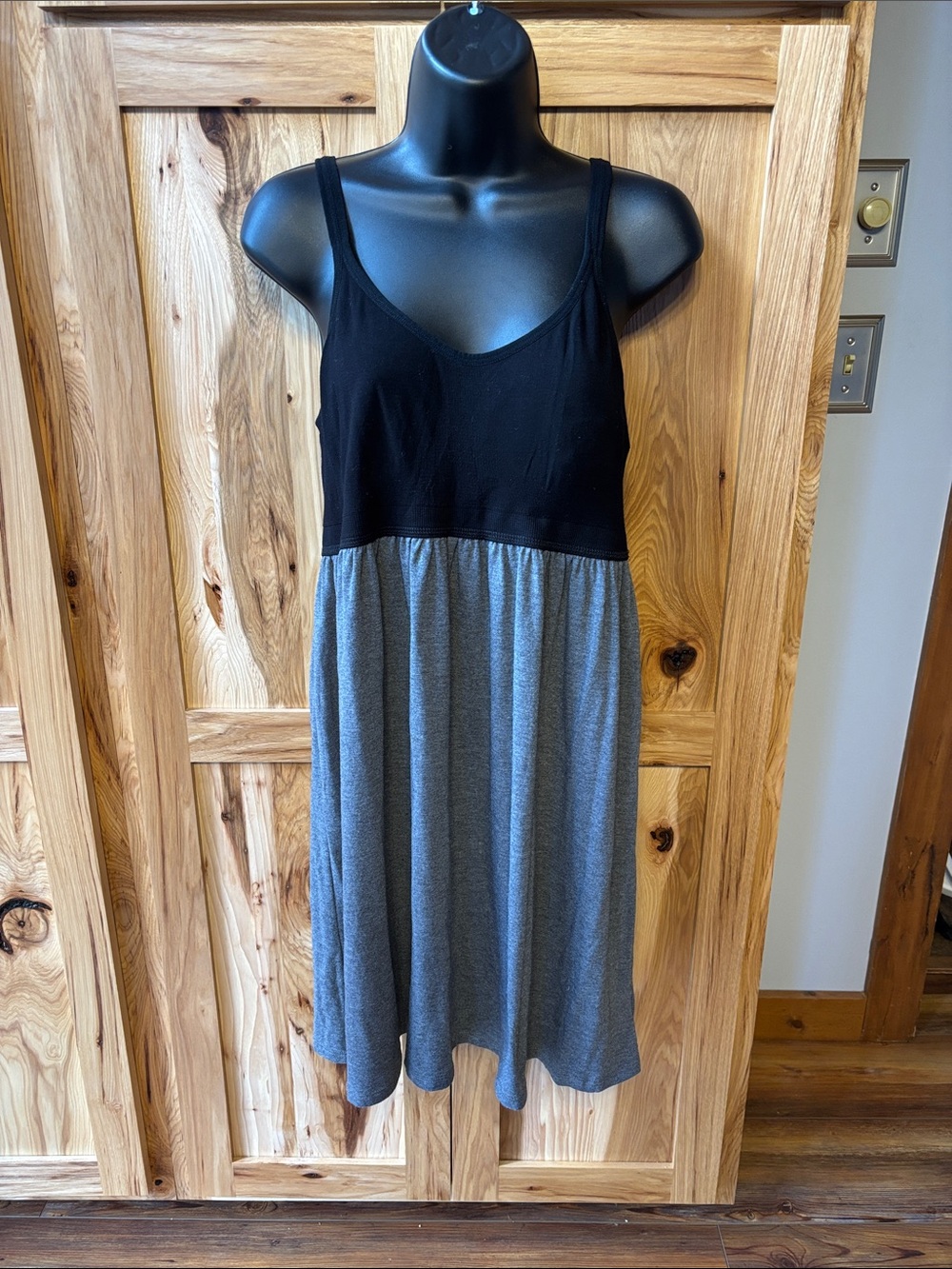 Gilligan & O'Malley Black and Gray Knit Sleep Dress